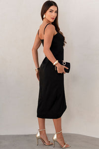Vestido Fabricia Midi Com Alca e Detalhe Metal - Preto