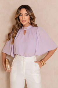 Blusa Cleide Crepe Com Detalhe Metal na Gola - Lilás