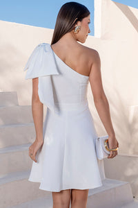 Vestido Iris Ombro Só Com Laco e Zíper Lateral - Off White