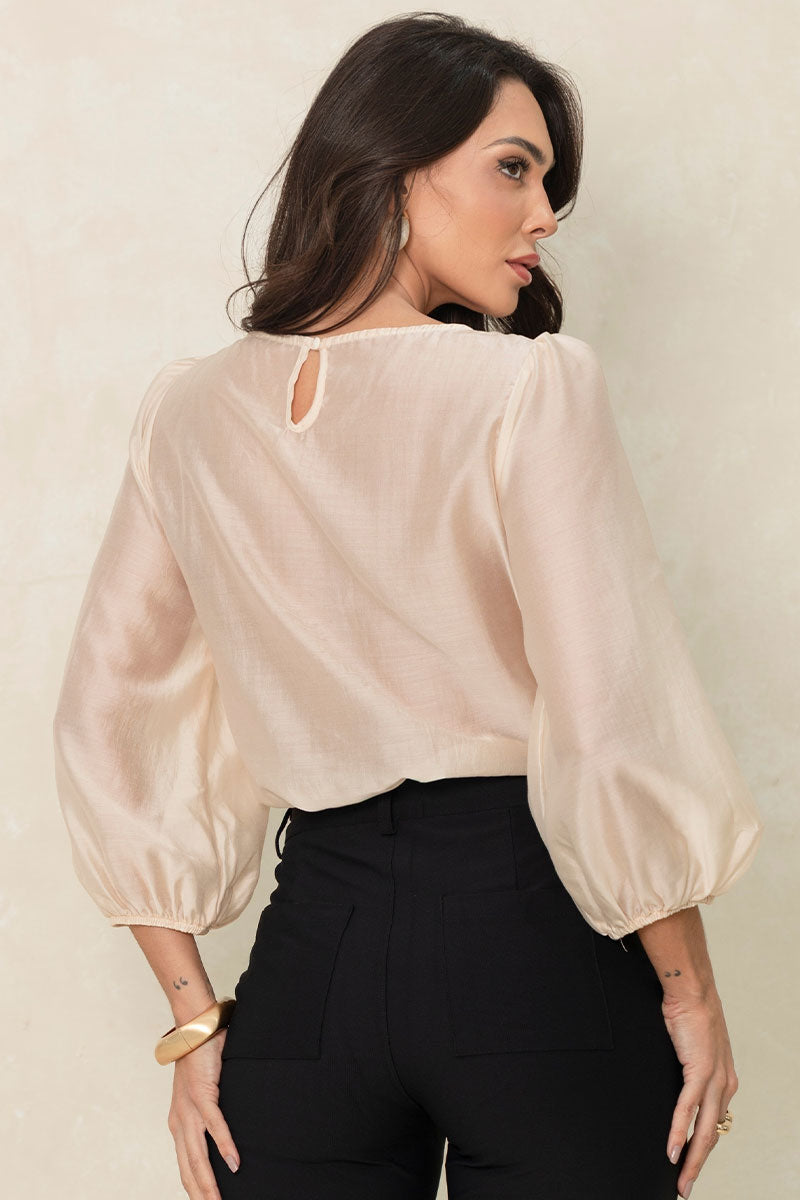 Blusa Ivana Manga Longa Com Prega Frente - Bege