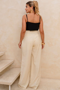 Calça Pilar Alfaiataria Com Pregas na Frente - Amarelo