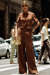 Blusa Gina Manga Curta Botões Assimétricos - Marrom