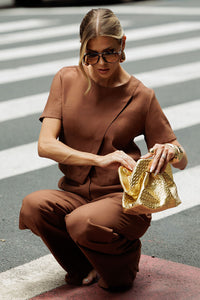 Calca Graça Alfaiataria Com Botões Marrom