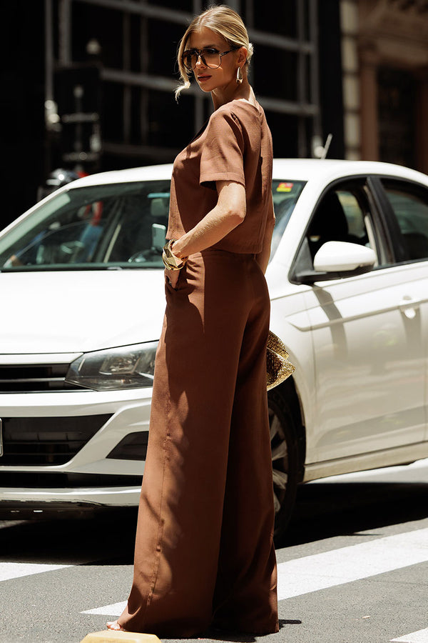 Calca Graça Alfaiataria Com Botões Marrom
