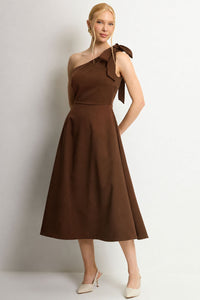 Vestido Safira Um Ombro Só - Marrom