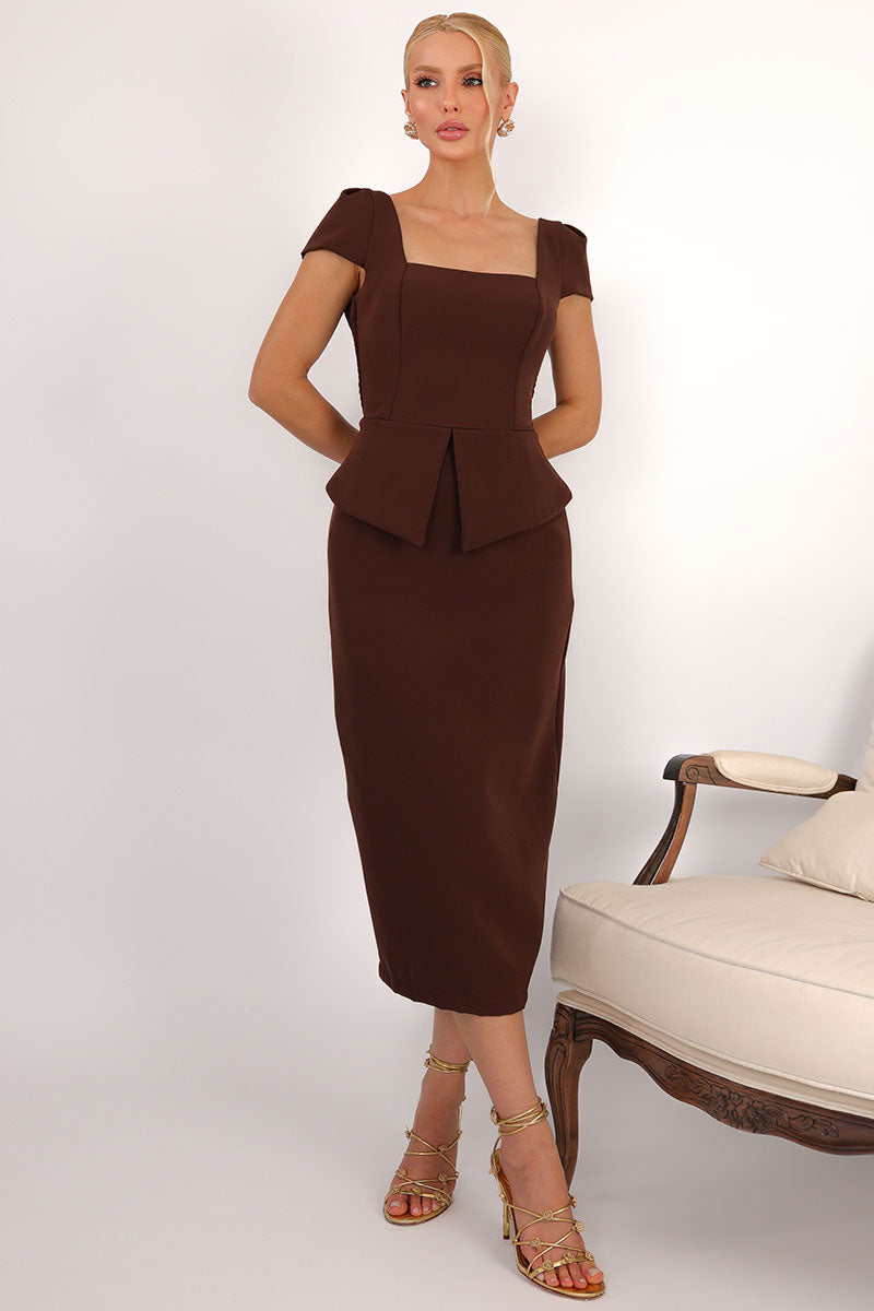 Vestido Mavie Tubinho Peplum - Marrom