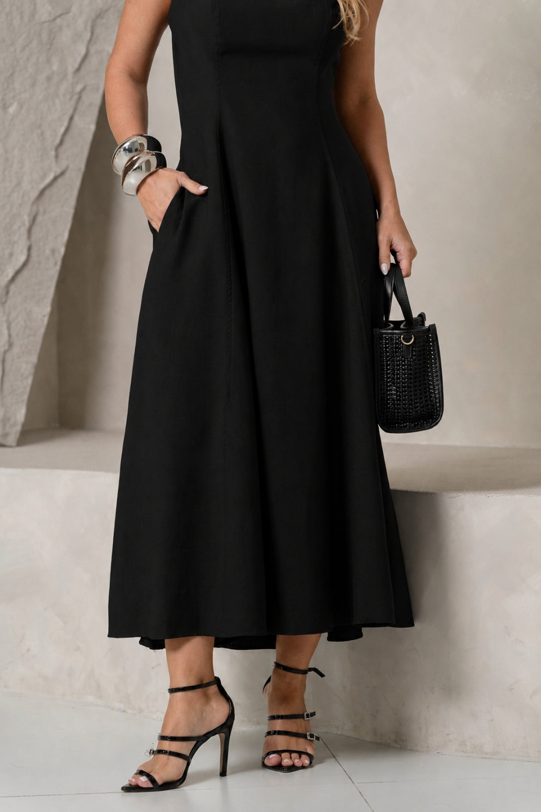 Vestido Madrid Rodado - Preto