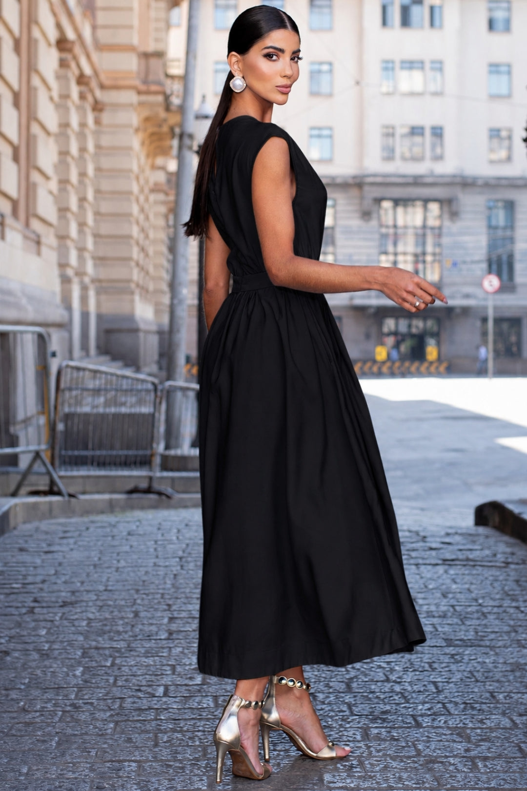 Vestido Genova Midi Rodado - Preto