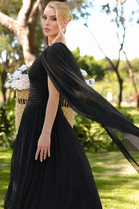 Vestido Rubi Longo de Tule com Véu - Preto