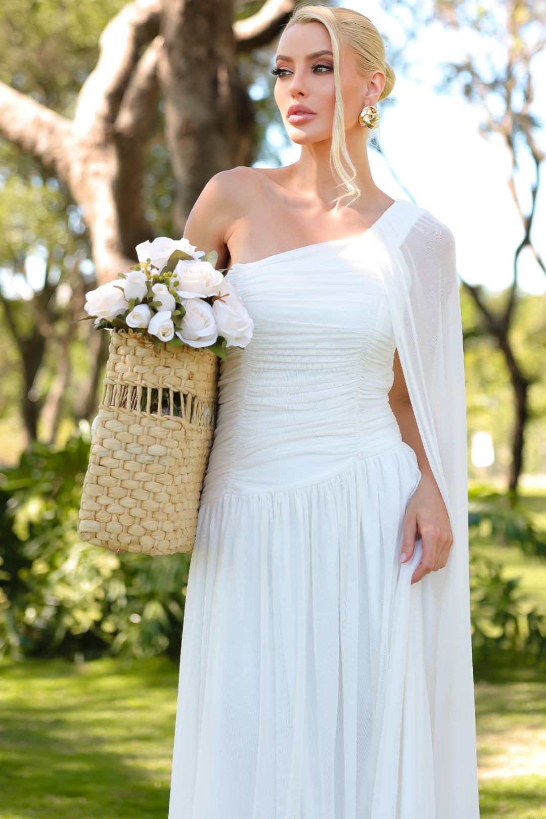 Vestido Rubi Longo de Tule com Véu - Off White