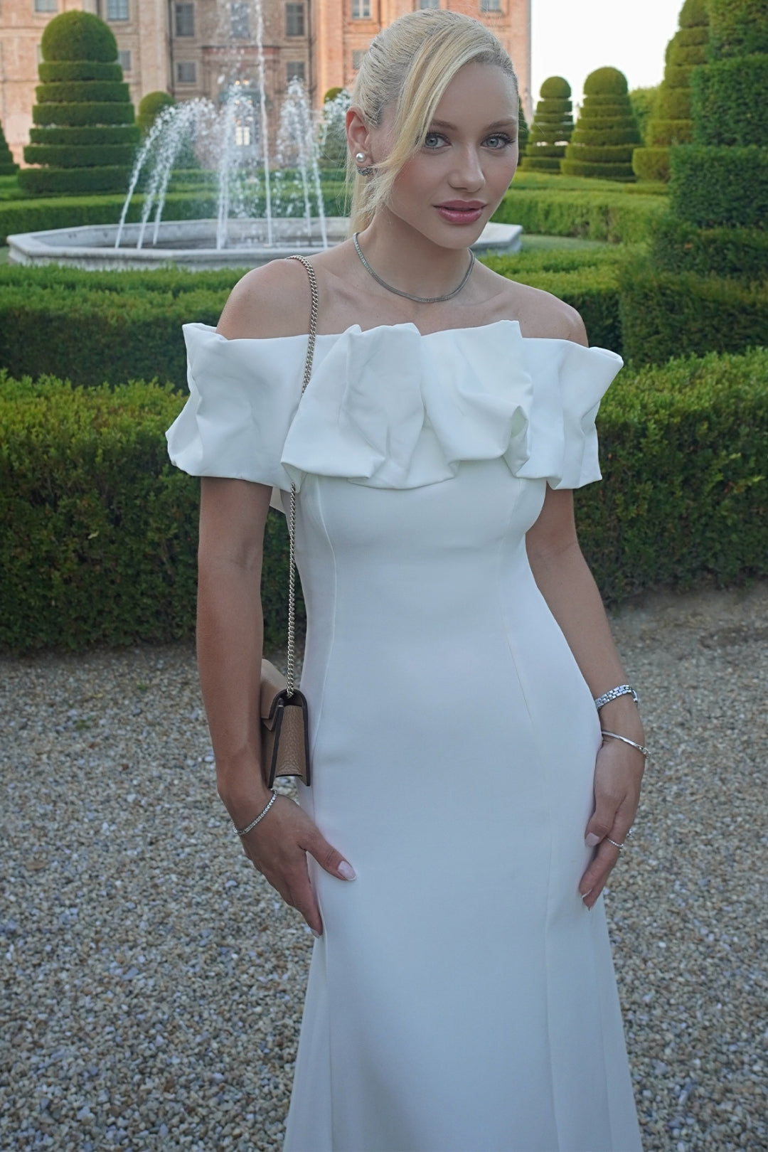 Vestido Violeta Longo Ombro a Ombro - Off White