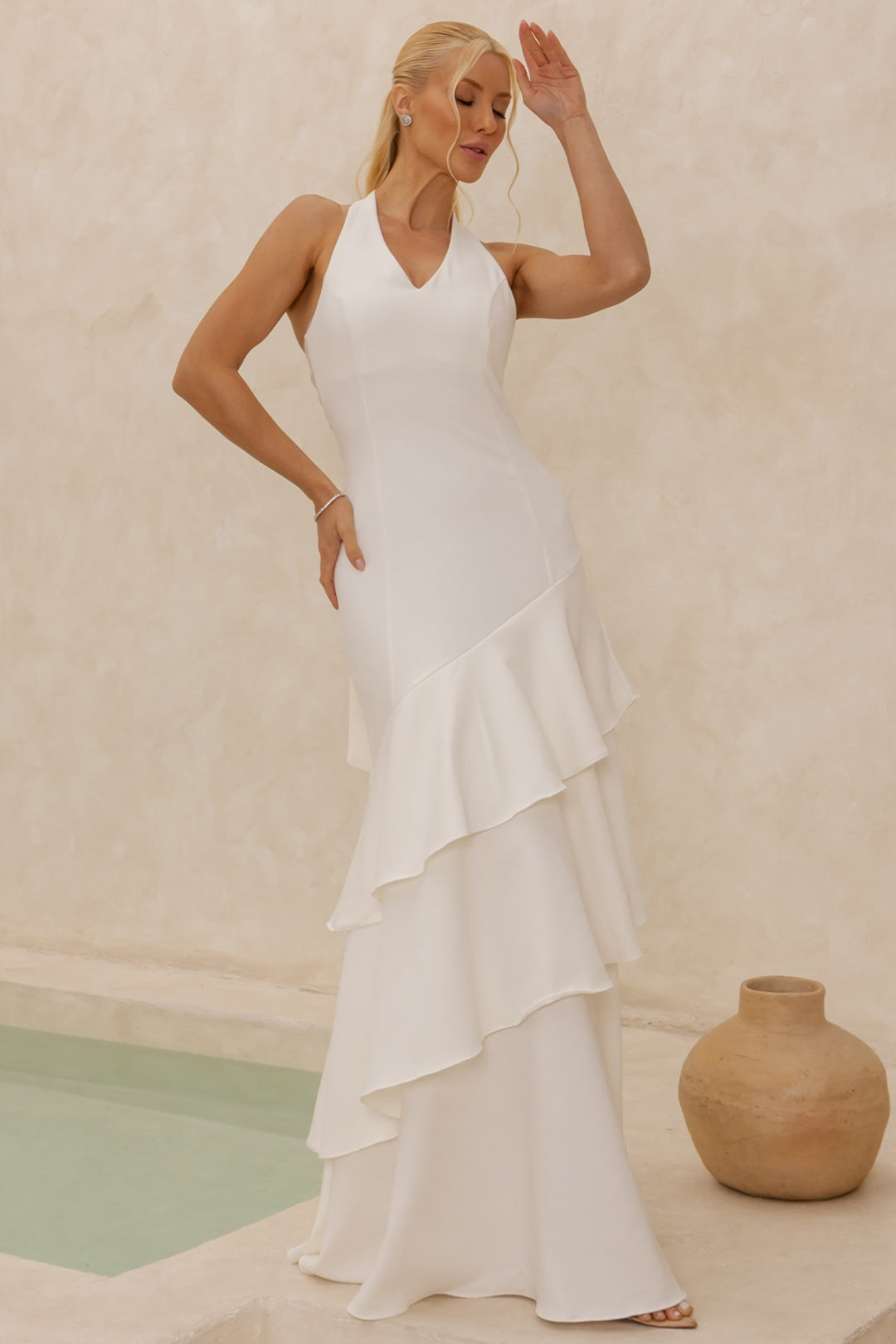Vestido Caroline Longo com Babados na Saia - Off White