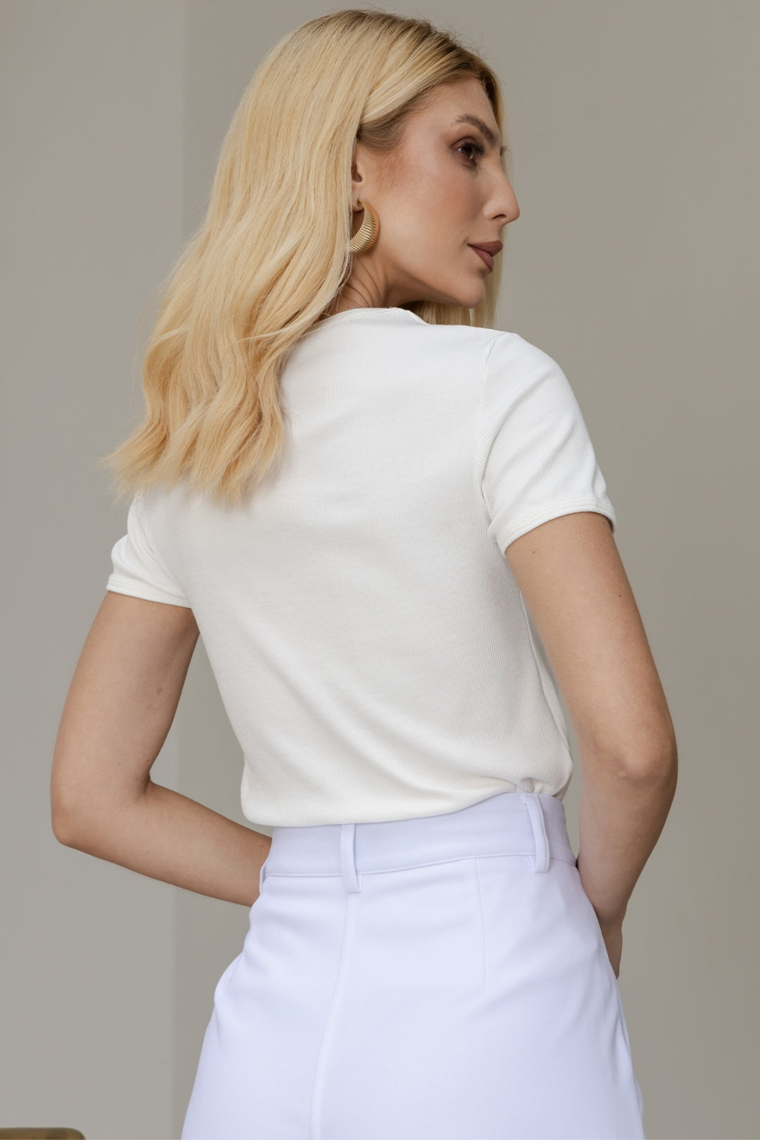 Blusa Carmeci em Viscose com Elasticidade - Off White