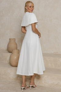Capa Agapi Pelerine com Botão Frontal - Off White
