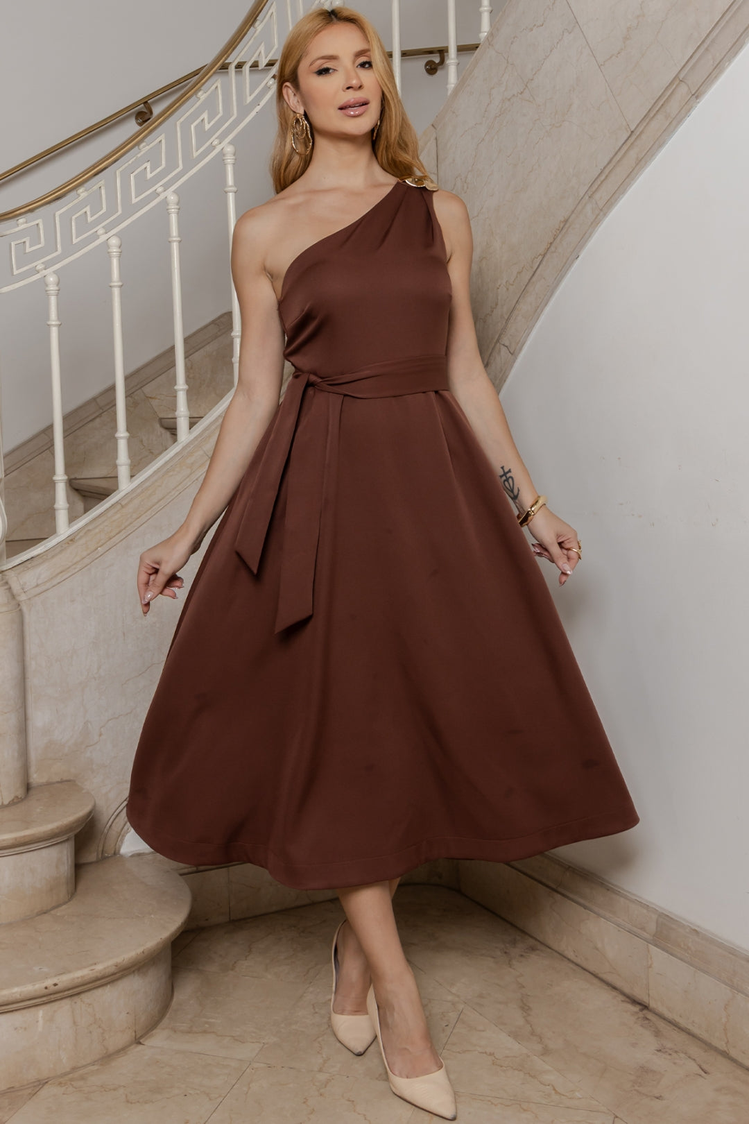 Vestido Maia Um Ombro Só - Marrom
