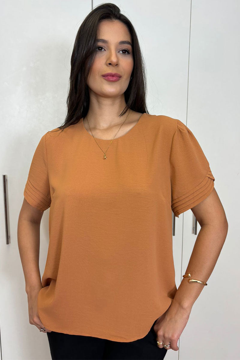 Blusa Kim Manga Curta Com Pregas - Caramelo