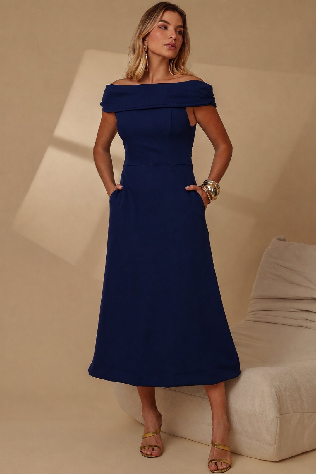 Vestido Ravena Midi Ombro a Ombro - Azul Marinho