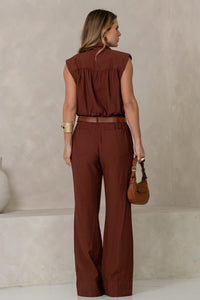 Conjunto Veri Calça e Cropped Lapela com Cinto com Fivela - Marrom