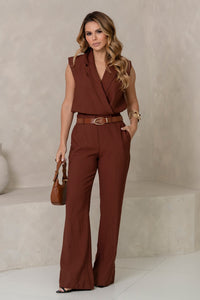 Conjunto Veri Calça e Cropped Lapela com Cinto com Fivela - Marrom