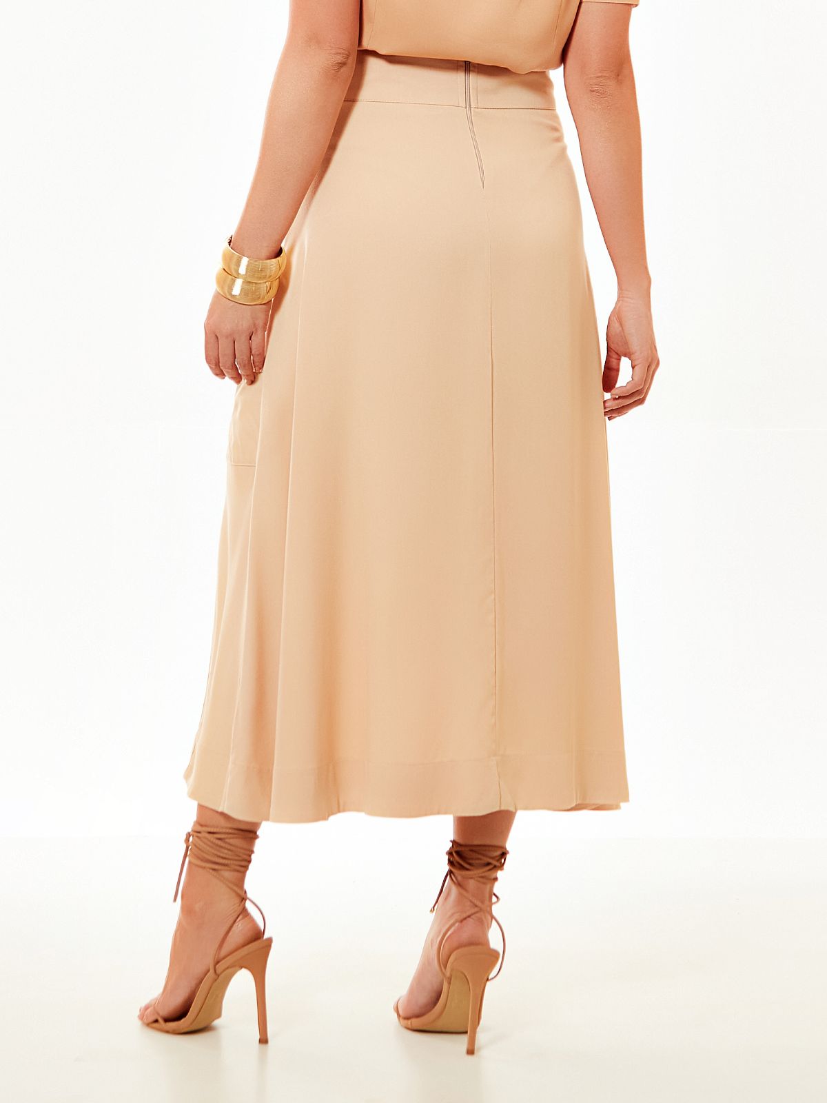 Saia Mamorena em Viscose Sarjada Evase com Bolsos Laterais