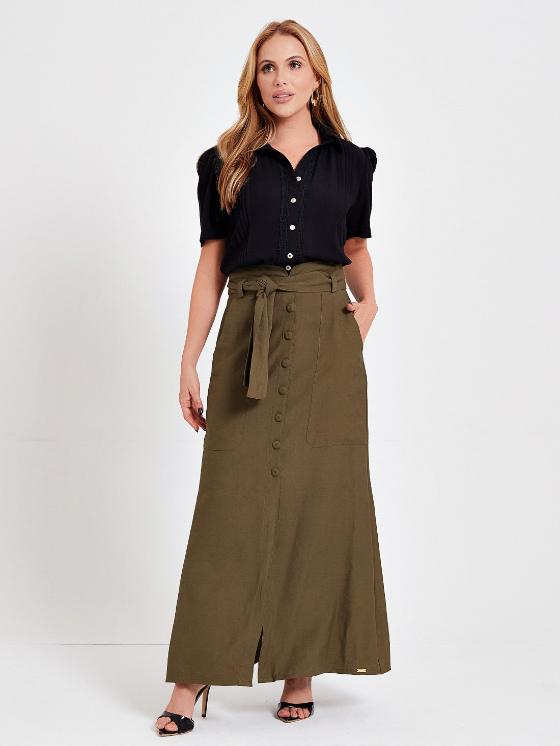 Saia Mamorena Midi em Alfaiataria com Fenda na Frente e Botões