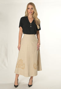 Saia Mamorena Midi Evasê em Linho com Elastano e Detalhe em Bordado de Máquina