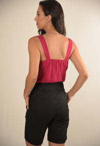 Short Mamorena em Linho com Elastano