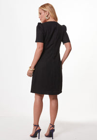 Vestido Mamorena Curto Tubo de Manga Curta em Linho com  Bordado na Frente