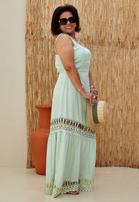 Vestido Mamorena Longo de Alça em Viscose Sarjada com Entremeio