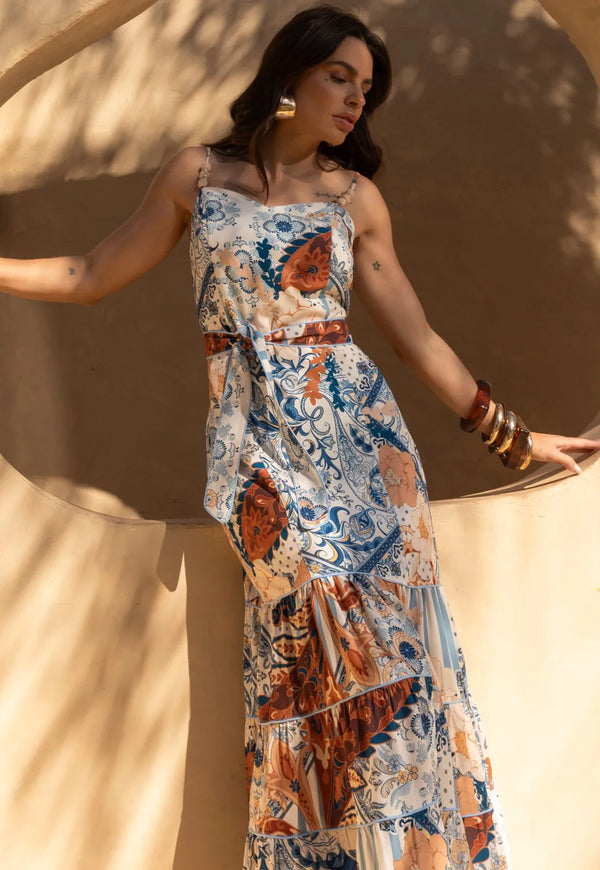Vestido Mamorena Longo de Alça Fina em Viscose Estampada com Vivos e Faixa de Amarração
