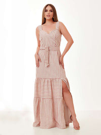 Vestido Mamorena Longo em Viscolinho Listrado com Franzido e Fenda Lateral