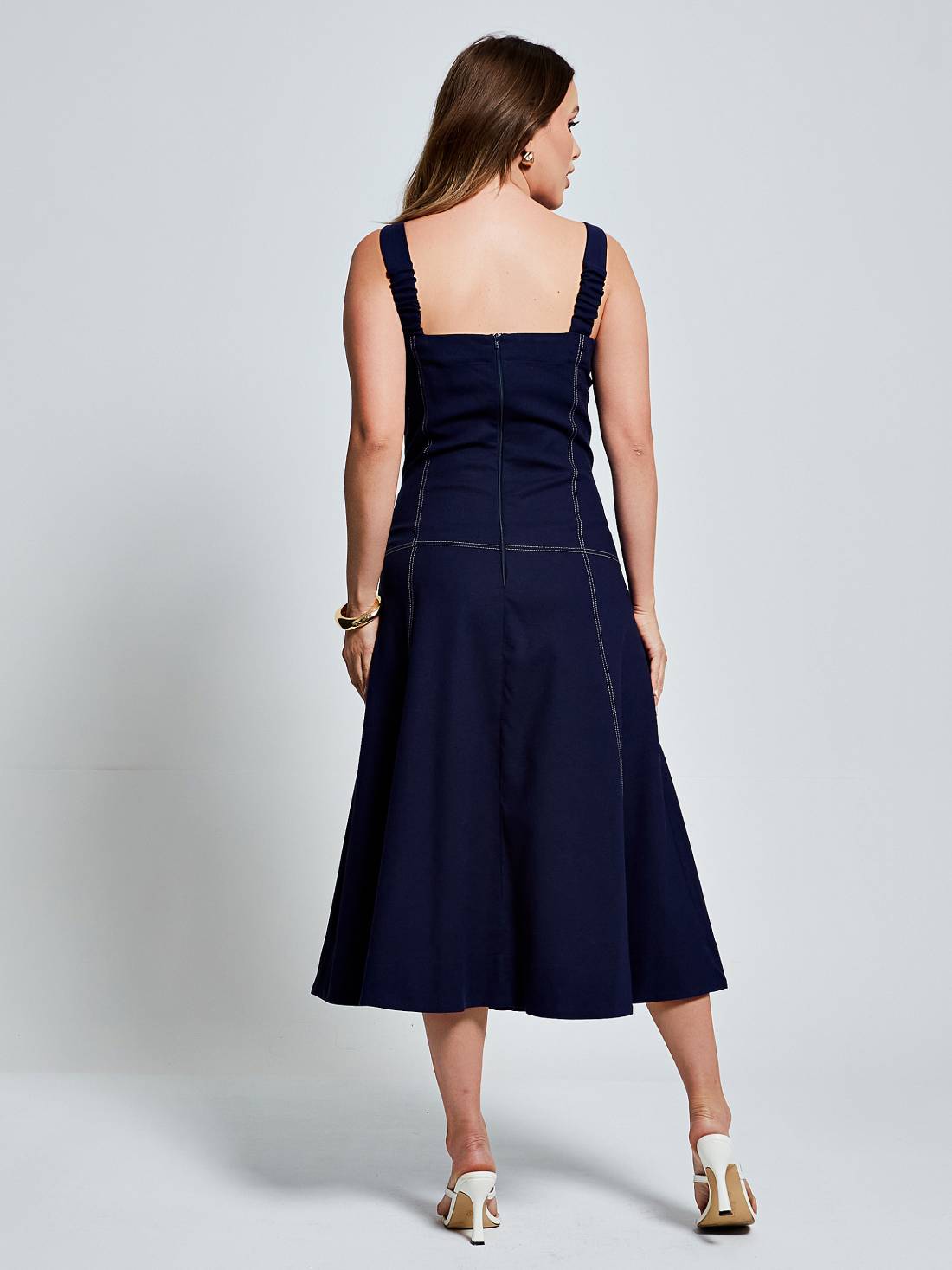 Vestido Mamorena Midi de Alça com Pedras em Linho com Elastano