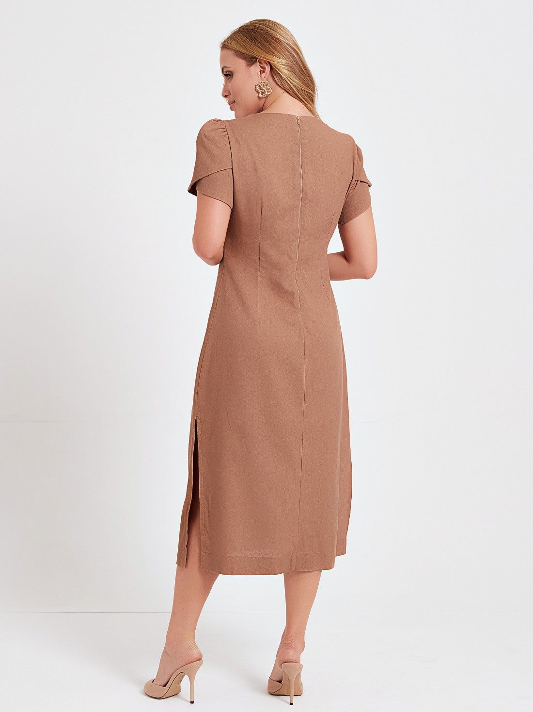 Vestido Mamorena Midi de Manga Curta em Linho com Bordado de Duas Cores