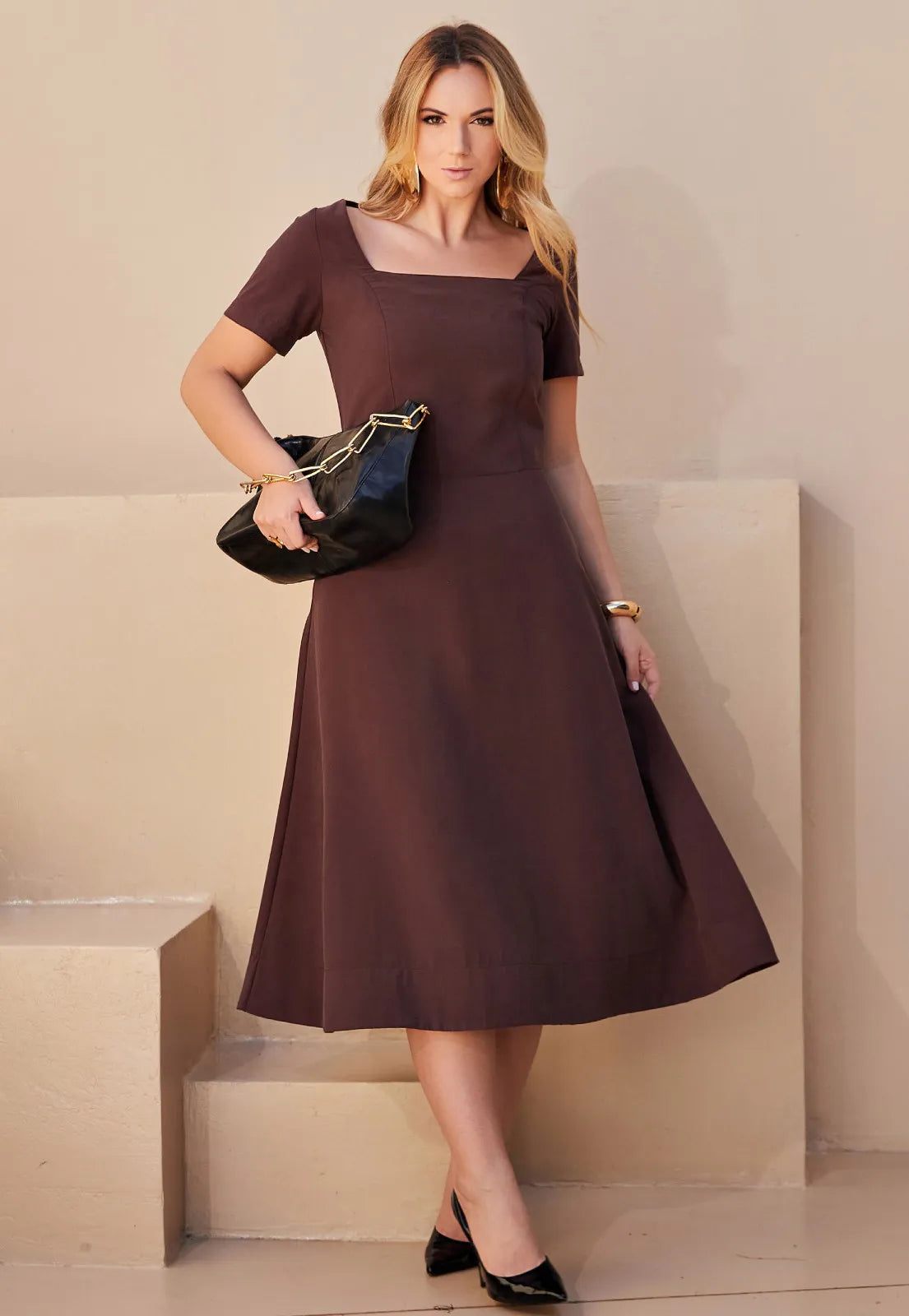 Vestido Mamorena Midi Manga Curta em Alfaiataria com Zíper nas Costas